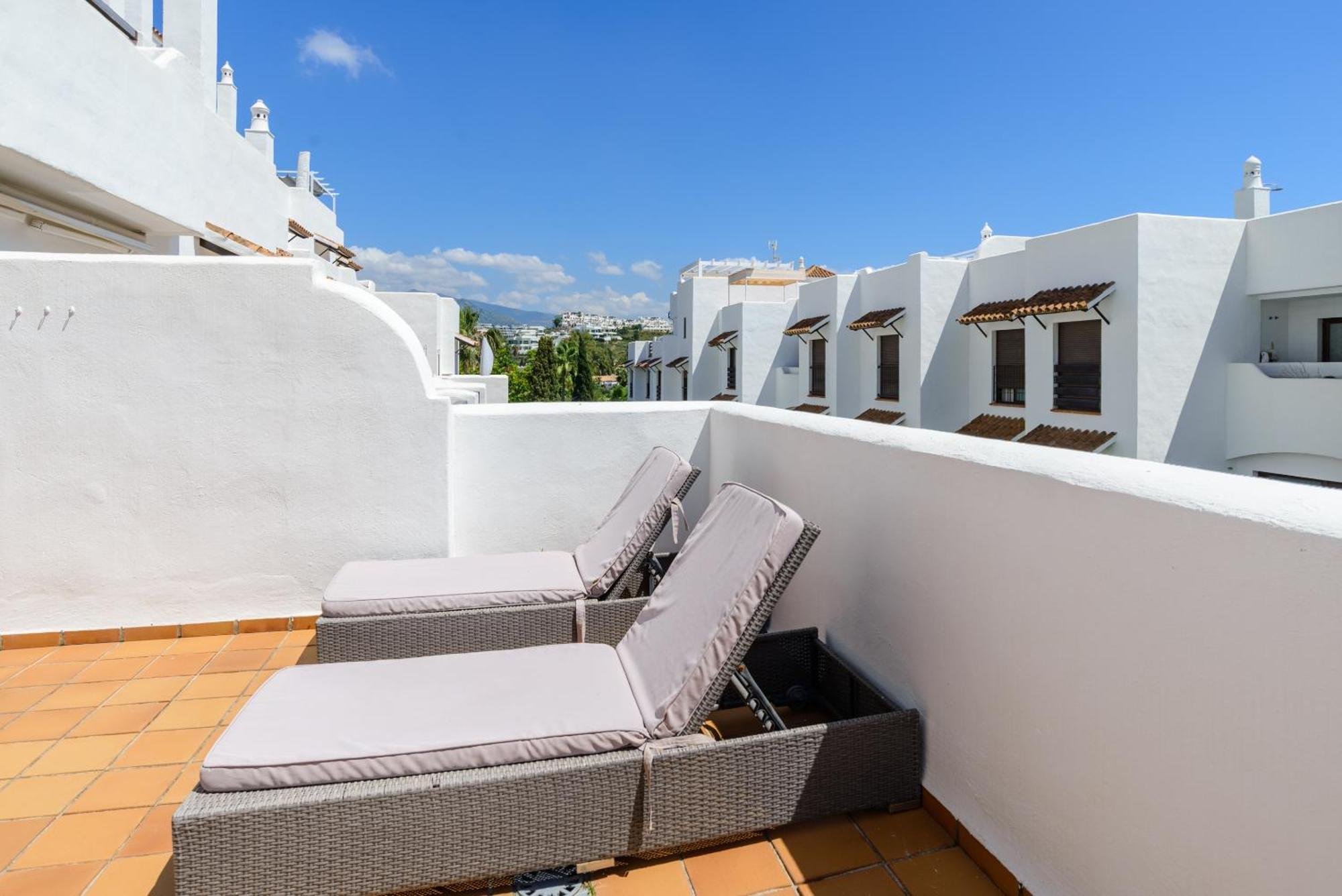 Golf Hills Bed and Breakfast Estepona Buitenkant foto