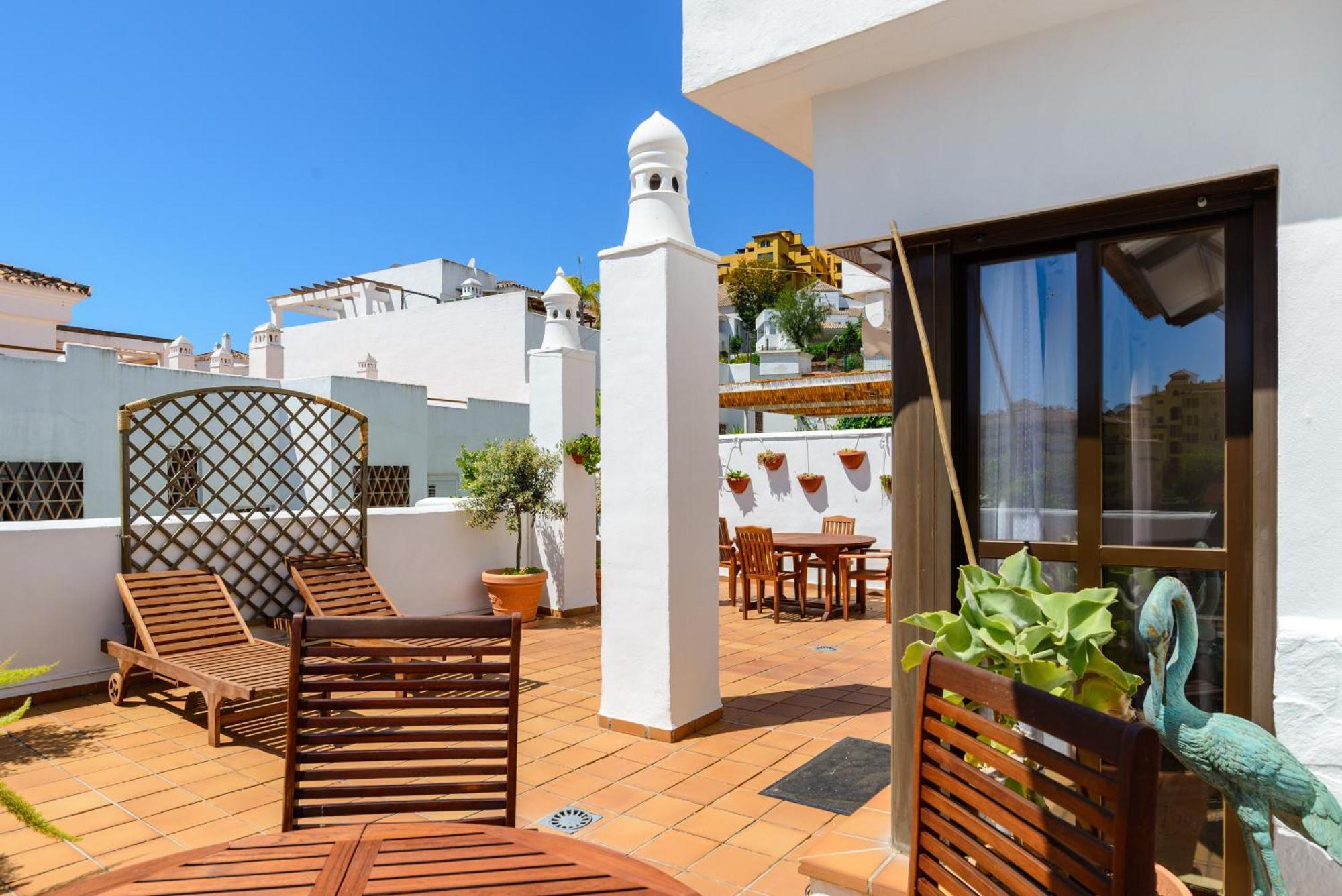 Golf Hills Bed and Breakfast Estepona Buitenkant foto