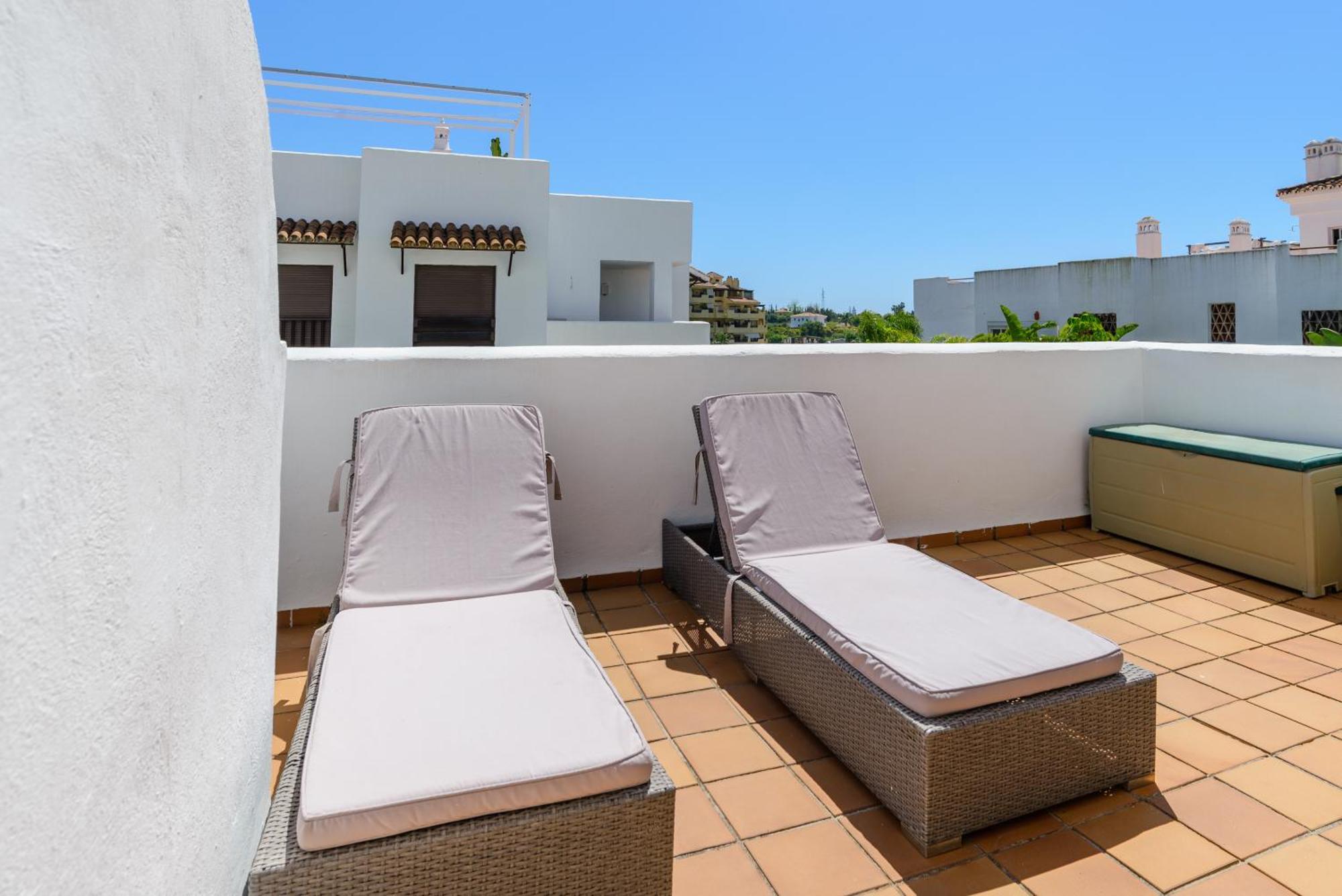 Golf Hills Bed and Breakfast Estepona Buitenkant foto