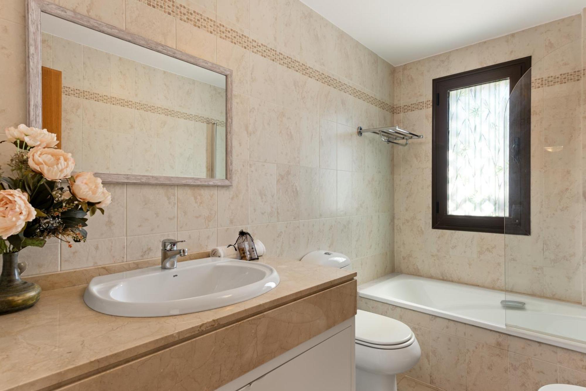 Golf Hills Bed and Breakfast Estepona Buitenkant foto